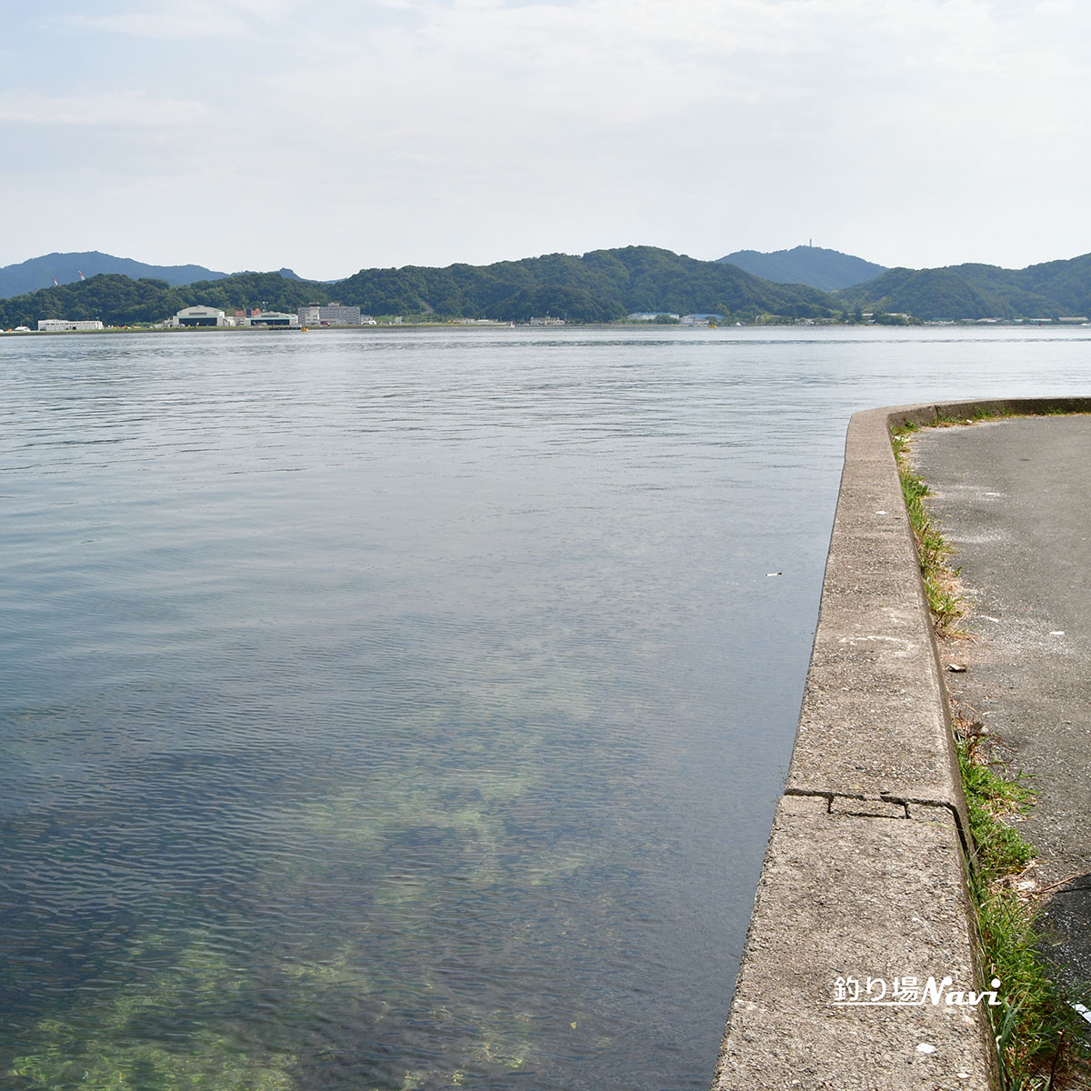 舞鶴港 ミヨ崎灯台｜釣り場Navi